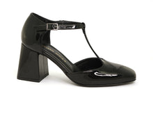 Load image into Gallery viewer, KITTY