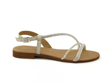 Load image into Gallery viewer, FLORA