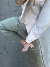 Load image into Gallery viewer, AMY