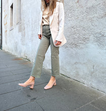 Load image into Gallery viewer, AMY