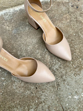 Load image into Gallery viewer, APRIL