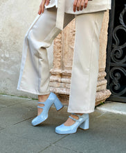 Load image into Gallery viewer, DAISY