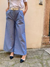 Load image into Gallery viewer, NELL