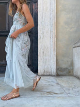 Load image into Gallery viewer, FLORA