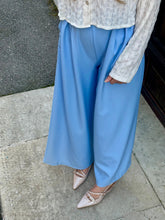 Load image into Gallery viewer, NAISSA