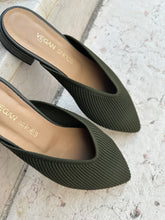 Load image into Gallery viewer, PRIYA