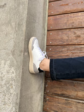 Load image into Gallery viewer, VIGO