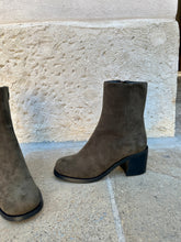 Load image into Gallery viewer, ALIA