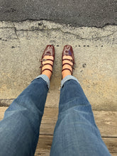 Load image into Gallery viewer, BETH