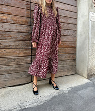 Load image into Gallery viewer, MEGGY