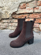 Load image into Gallery viewer, NELA