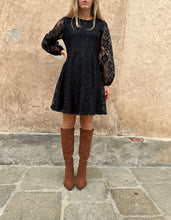 Load image into Gallery viewer, NIA