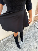 Load image into Gallery viewer, NIA