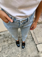 Load image into Gallery viewer, BRENT