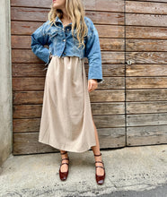 Load image into Gallery viewer, HOLLY