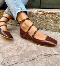 Load image into Gallery viewer, HOLLY