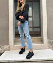 Load image into Gallery viewer, TECLA