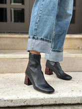 Load image into Gallery viewer, NESSA