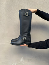 Load image into Gallery viewer, OLIVER