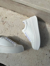 Load image into Gallery viewer, PETIT