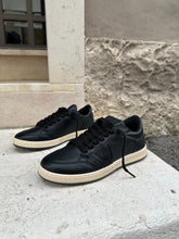 Load image into Gallery viewer, VERTIGO