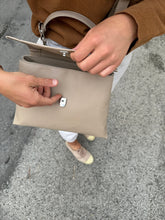 Load image into Gallery viewer, IBIS