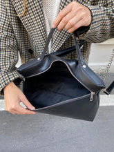 Load image into Gallery viewer, AGIRA