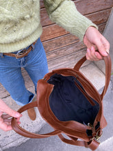 Load image into Gallery viewer, AMBRA