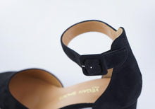 Load image into Gallery viewer, APRIL