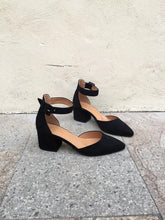 Load image into Gallery viewer, APRIL