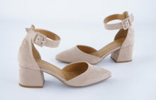 Load image into Gallery viewer, APRIL