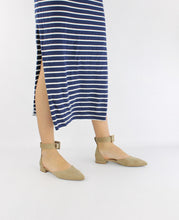 Load image into Gallery viewer, JUNE