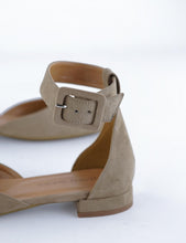 Load image into Gallery viewer, JUNE