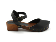 Load image into Gallery viewer, KARI