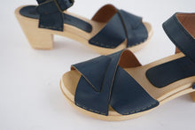 Load image into Gallery viewer, LILIA