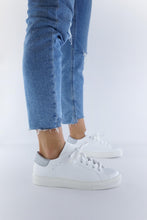 Load image into Gallery viewer, VERA