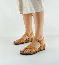 Load image into Gallery viewer, CAMI