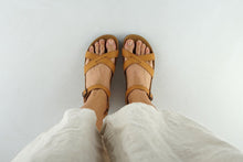 Load image into Gallery viewer, CAMI