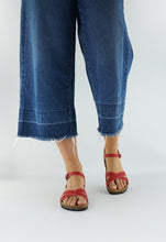 Load image into Gallery viewer, CAMI