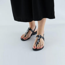 Load image into Gallery viewer, CLEO