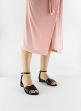 Load image into Gallery viewer, DORA