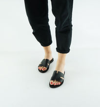 Load image into Gallery viewer, HELIA