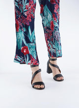 Load image into Gallery viewer, KAIA