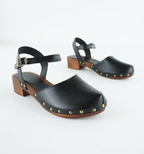 Load image into Gallery viewer, KARI