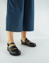 Load image into Gallery viewer, KUMBA