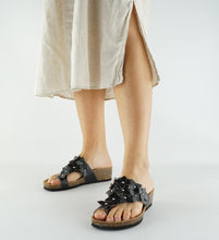 Load image into Gallery viewer, LINDY