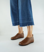 Load image into Gallery viewer, MALVA