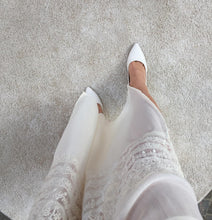 Load image into Gallery viewer, MOON