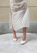 Load image into Gallery viewer, MOON