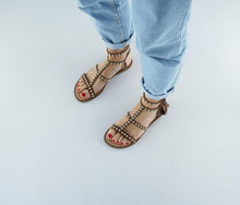 Load image into Gallery viewer, NIVI